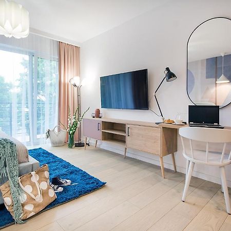 W&K Apartments - Joy Suite - Faktura Vat, Parking コシャリン エクステリア 写真